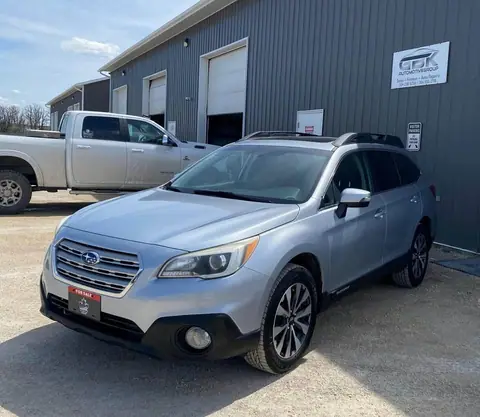 2016 Subaru Outback Limited, photo 2