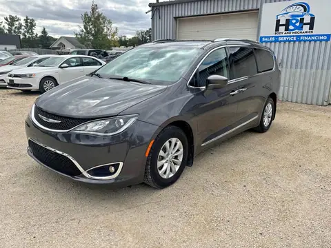 Used Minivan for sale in Winnipeg