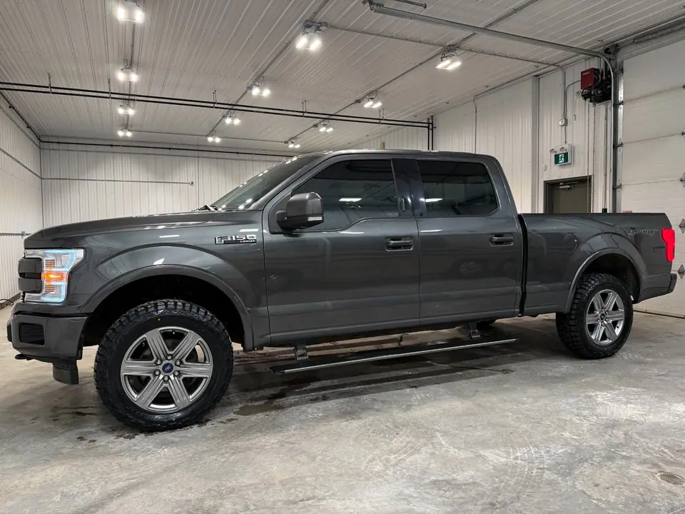 2018 Ford F-150 Lariat Crew, photo 1 of 32