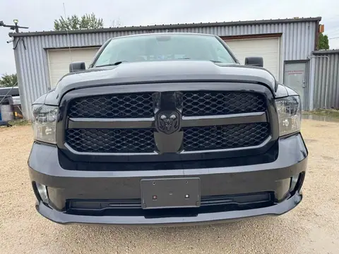 2021 Ram 1500 Classic, photo 2