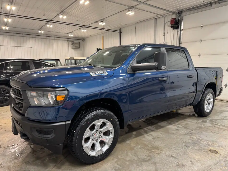 2023 Ram 1500 Crew Cab eTorque, photo 1 of 34